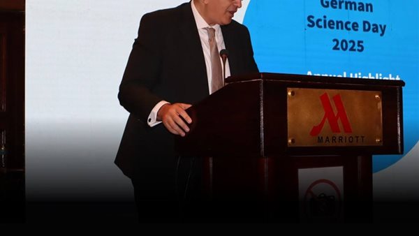 الدكتور مصطفى رفعت