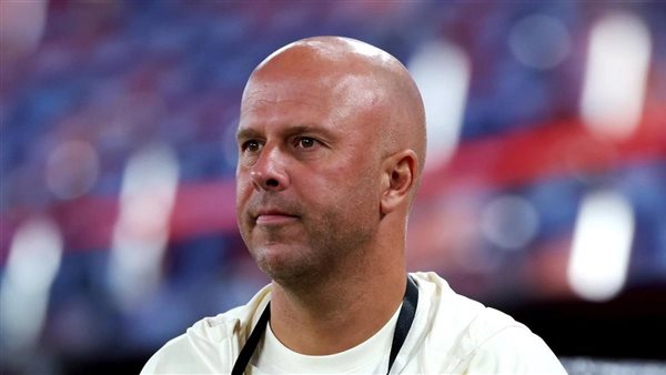 المدرب الهولندي آرني