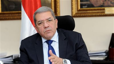 عمرو الجارحي وزير المالية الأسبق أمينا للخطة والموازنة بحزب الجبهة الوطنية