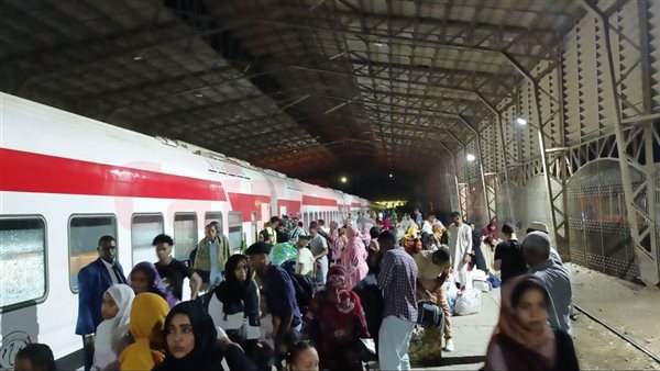 وصول قطار السودانيين