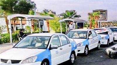 محافظة جنوب سيناء تحذر من استخدام السيارات الخاصة والتطبيقات غير المرخصة لنقل الركاب