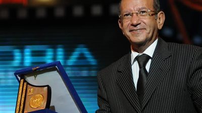 مهرجان القاهرة السينمائي الدولي ينعى الفنان الكبير لطفي لبيب