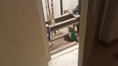 إنقاذ سيدة احتُجزت داخل مصعد بمول في العبور