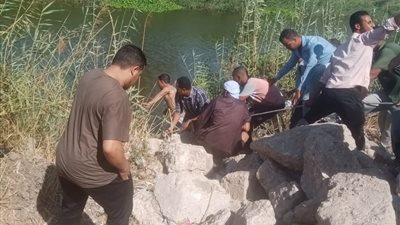 مصرع شخصين وإصابة آخريْن في انقلاب سيارة في ترعة الإبراهيمية بسوهاج