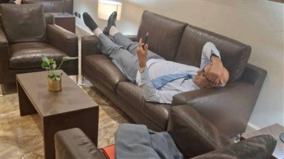 لعدم سداد مستحقات الإقامة.. طرد وفد اتحاد الكرة الليبي من أحد فنادق ميلانو بإيطاليا