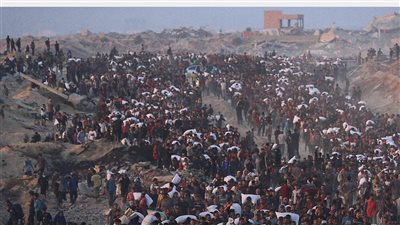  الدفاع المدني الفلسطيني: استشهاد 37 مدنيًا بنيران إسرائيلية في غزة معظمهم من منتظري المساعدات الغذائية