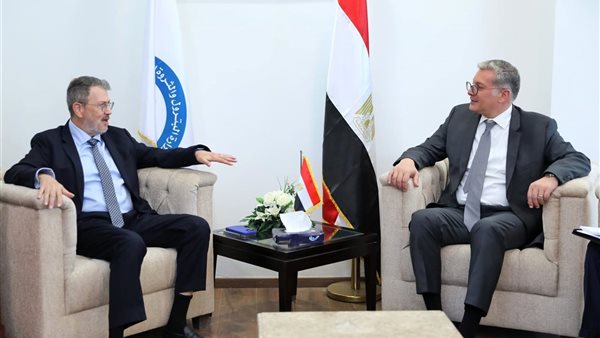 خلال اللقاء