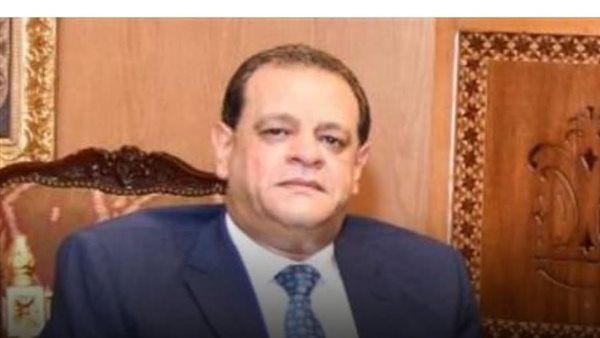 اللؤاء أحمد عزت مدير