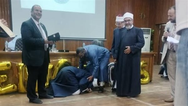 خريج بكلية الدعوة