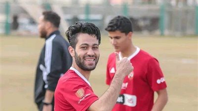 لاعب الأهلي السابق: استأذنت خالد بيبو علشان آخد لبس التمرين.. ومنعني من الجري في التتش