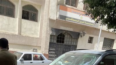 استدعاء رئيس حي الدقي ونائبه فجرًا وتوبيخهما بسبب تراكم القمامة أمام منزل مسؤول كبير بشارع مصدق