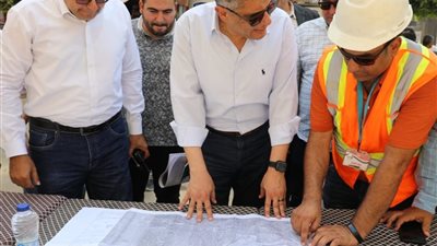 بدء أعمال الرفع المساحي لتنفيذ مشروع تطوير وانشاء محور الإخلاص بطول 5 كم لربط المريوطية بمحور الفريق كمال عامر