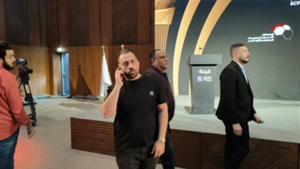 جون إدوارد المدير