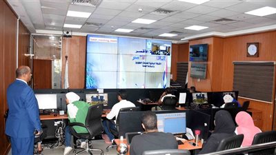 غرفة عمليات انتخابات الشيوخ تنعقد بالأقصر.. والمحافظ: انتهينا من تجهيز المقرات ونقف على مسافة واحدة من الجميع