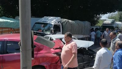 إصابة 3 أشخاص في حادث تصادم بين عدد من السيارات قرب مدخل شمنديل بالمنوفية