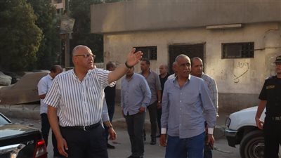 محافظ القليوبية يُتابع ميدانيًا أعمال النظافة ويرصد مخالفات بيئية بحي شرق شبرا الخيمة