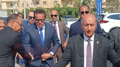  وزير الصحة يدلي بصوته في انتخابات الشيوخ 2025