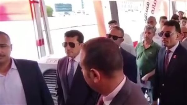 الوزير أشرف صبحي