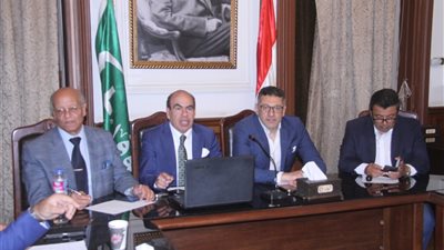 غرفة عمليات الوفد تتابع سير التصويت في انتخابات الشيوخ| صور