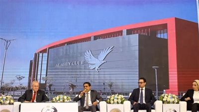 الأهلي يقدم مبادرات نوعية ومزايا استثنائية للمصريين العاملين بالخارج