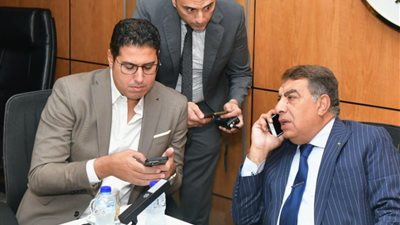 محافظ الدقهلية يتابع ثاني أيام انتخابات مجلس الشيوخ من غرفة العمليات المركزية