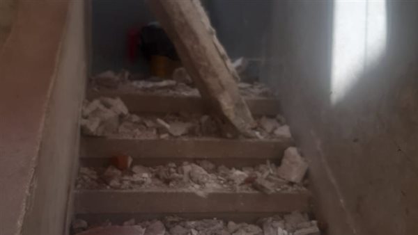 سقوط جزء من منزل