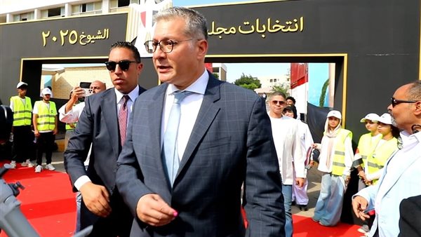 وزير البترول خلال