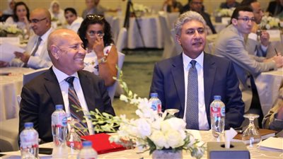 محافظ القاهرة ووزير السياحة يشهدان الجلسة النقاشية لمشروع منتدى التراث للجامعات عن مستقبل القاهرة التاريخية