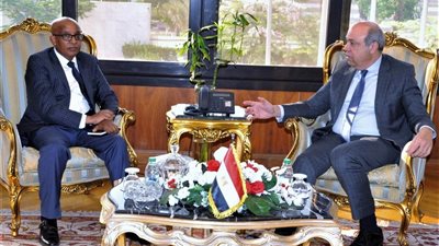 وزير الطيران: نتعاون مع بوينج العالمية منذ أكثر من نصف قرن