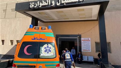 انتشال جثمان العامل الثالث من تحت أنقاض عقار السكة الجديدة بالمنصورة بعد 10 ساعات بحث