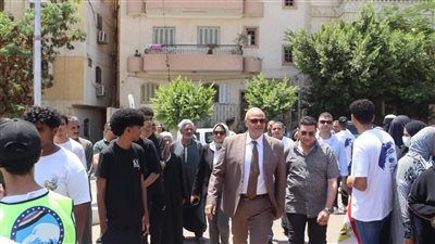 محافظ القليوبية يتفقد لجان انتخابات مجلس الشيوخ بالعبور والخانكة وشبين القناطر