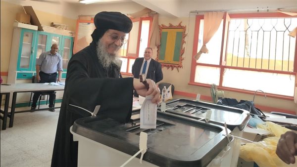 الأسقف العام لـ إسنا