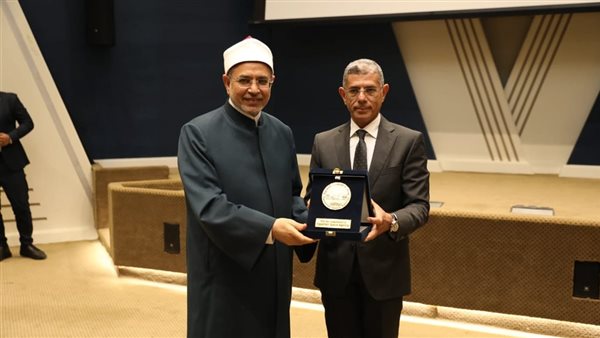 رئيس جامعة الأزهر