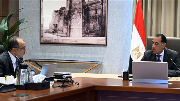 رئيس الوزراء ووزير