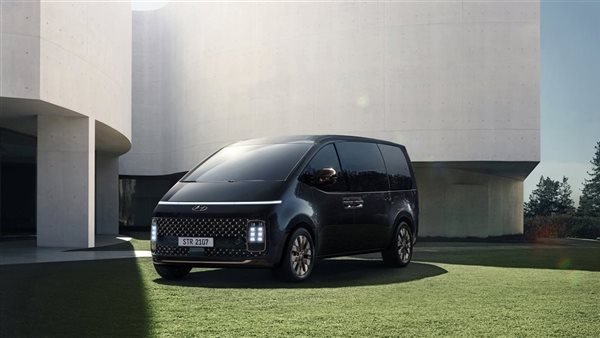 هيونداي ستاريا