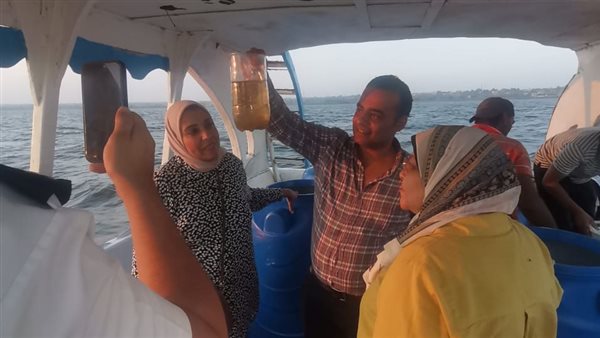 أعمال إنزال يرقات