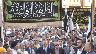 قبل المولد النبوي.. الطريقة الرفاعية تحذر منتسبيها: حظر استخدام الدبوس والسيف والحرباء والثعبان خلال المحافل