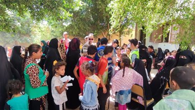 الكشف على 1500 مريض في قافلة طبية بقرية الجبيرات بسوهاج | صور