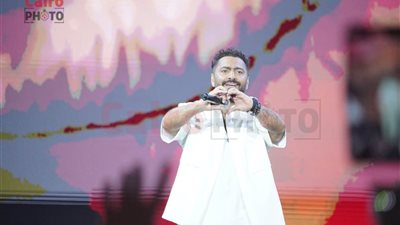 تامر حسني: من يحبونني ليسوا مجرد جمهور بل عائلتي الكبيرة