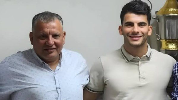 زيزو ووالده