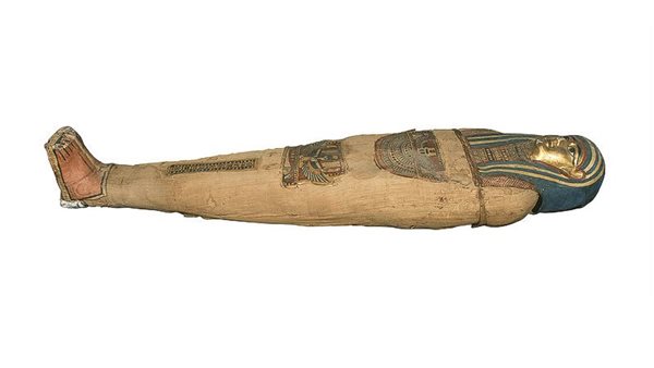 مومياء شابة من العصر