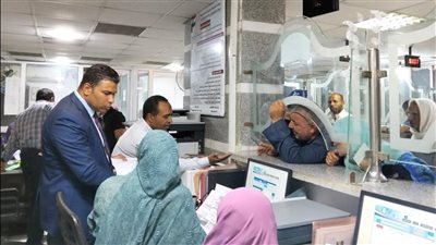 وزيرة التنمية المحلية توجه بتخصيص شباك لتراخيص المحال العامة في المراكز التكنولوجية