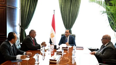 رئيس الوزراء يناقش مقترحات تعديل قانون المجلس القومي لحقوق الانسان