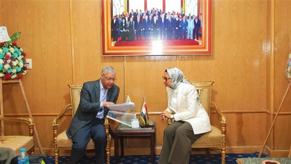 جانب من لقاء نائب