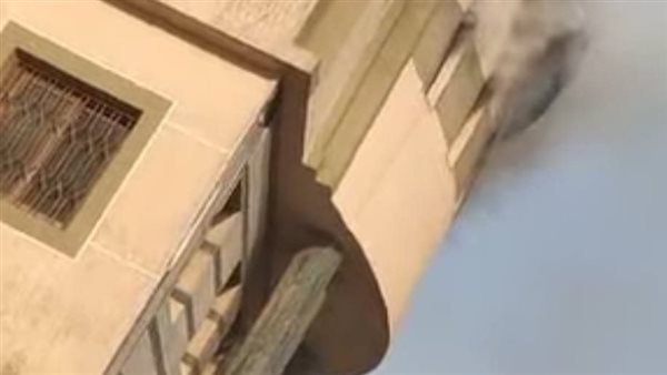 جانب من الحريق