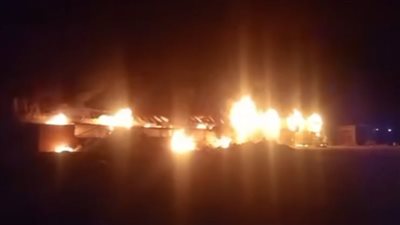 حريق يلتهم مصنعًا للأحذية في مؤسسة الزكاة بالمرج