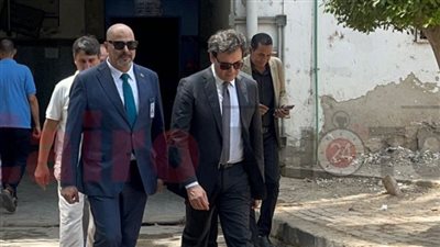 وزير الثقافة يصل إلى مستشفى معهد ناصر لوداع الأديب الكبير صنع الله إبراهيم