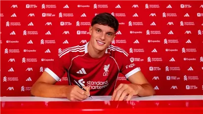 ليفربول يعلن تعاقده مع المدافع الإيطالي جيوفاني ليوني