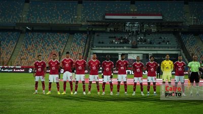 الأهلي يدرس تقديم شكوى ضد حكم مواجهة فاركو بعد طرد محمد هاني