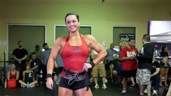 هايلي ماكنيف